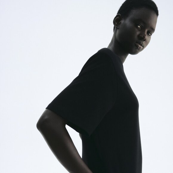 H&M EDITION Shoulder-pad T-shirt dress black - Picture 4 of 10